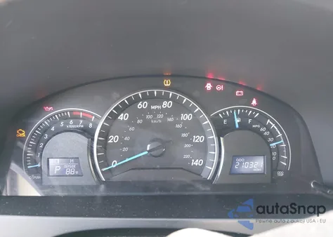 2012 Toyota Camry Le z USA, uszkodzony, nr VIN 4T1BF1FK7CU097535